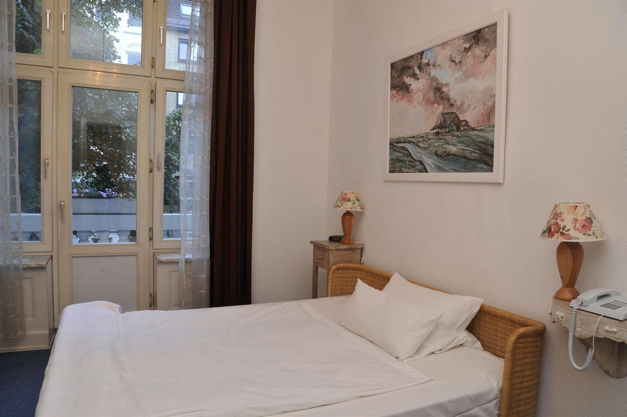 Hotel Mare Hamburg Luaran gambar