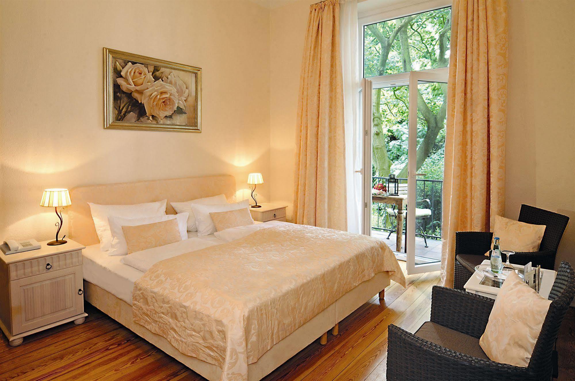 Hotel Mare Hamburg Luaran gambar