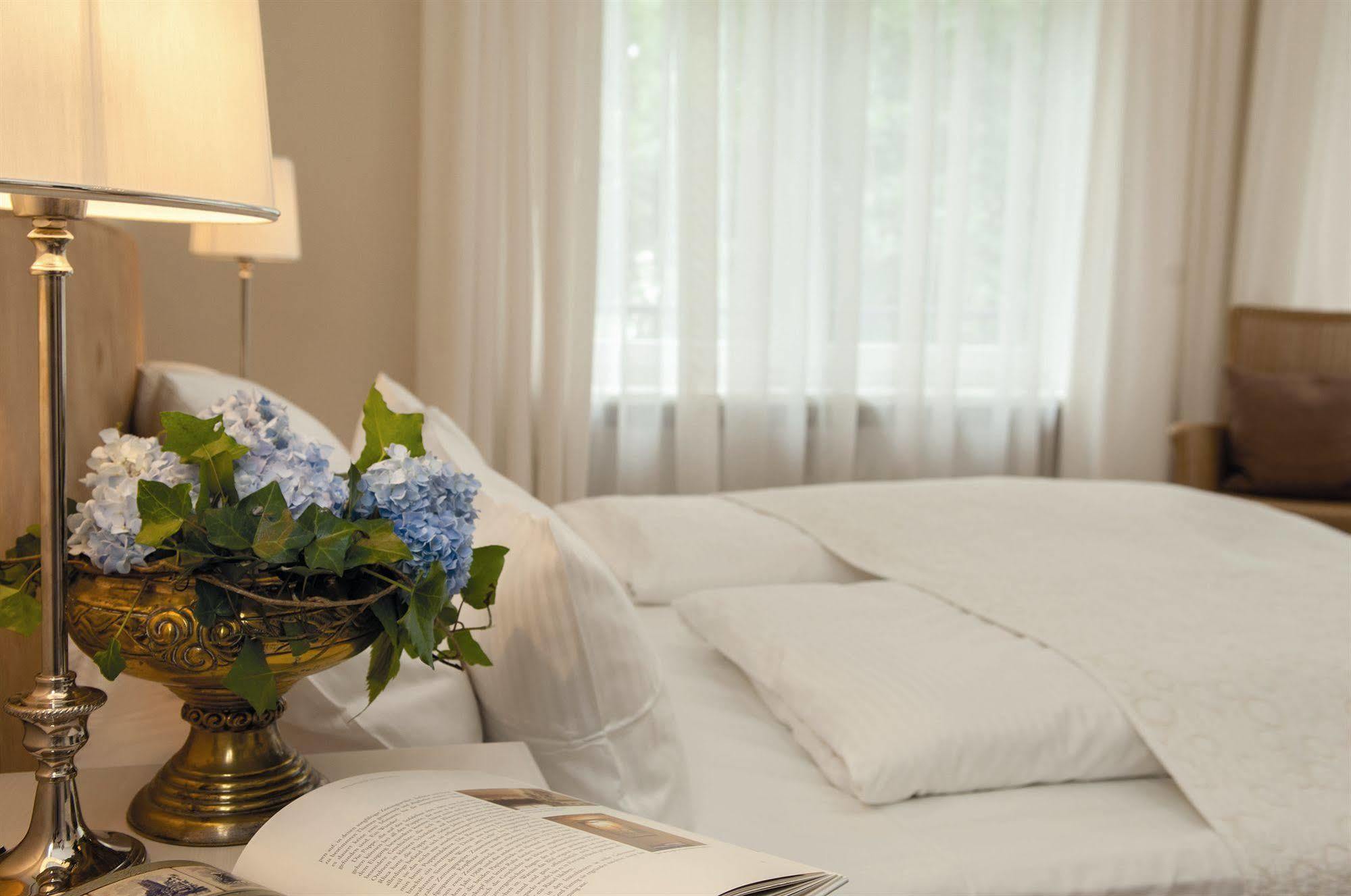 Hotel Mare Hamburg Luaran gambar