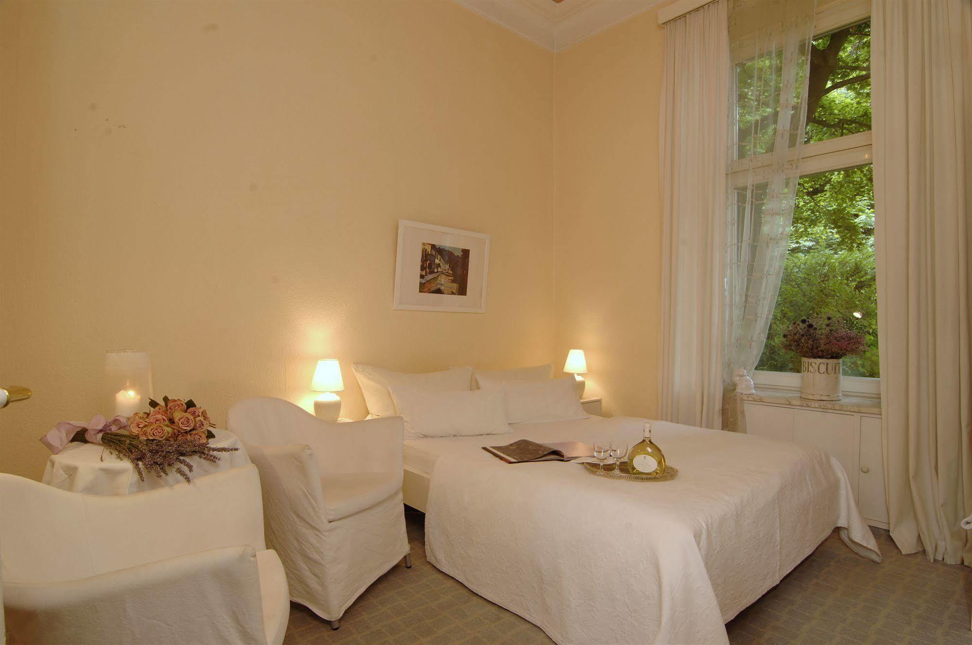 Hotel Mare Hamburg Luaran gambar
